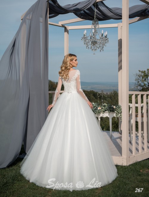 https://www.sposa-lia.com/images/stories/virtuemart/product/267       (3).jpg